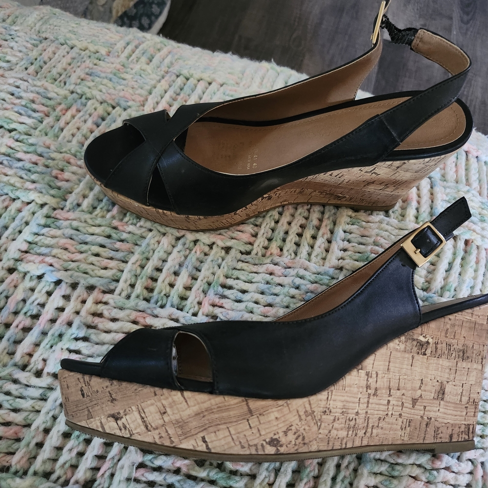 Andrea Jovine Black and Brown Wedge Shoes with Slingback Design